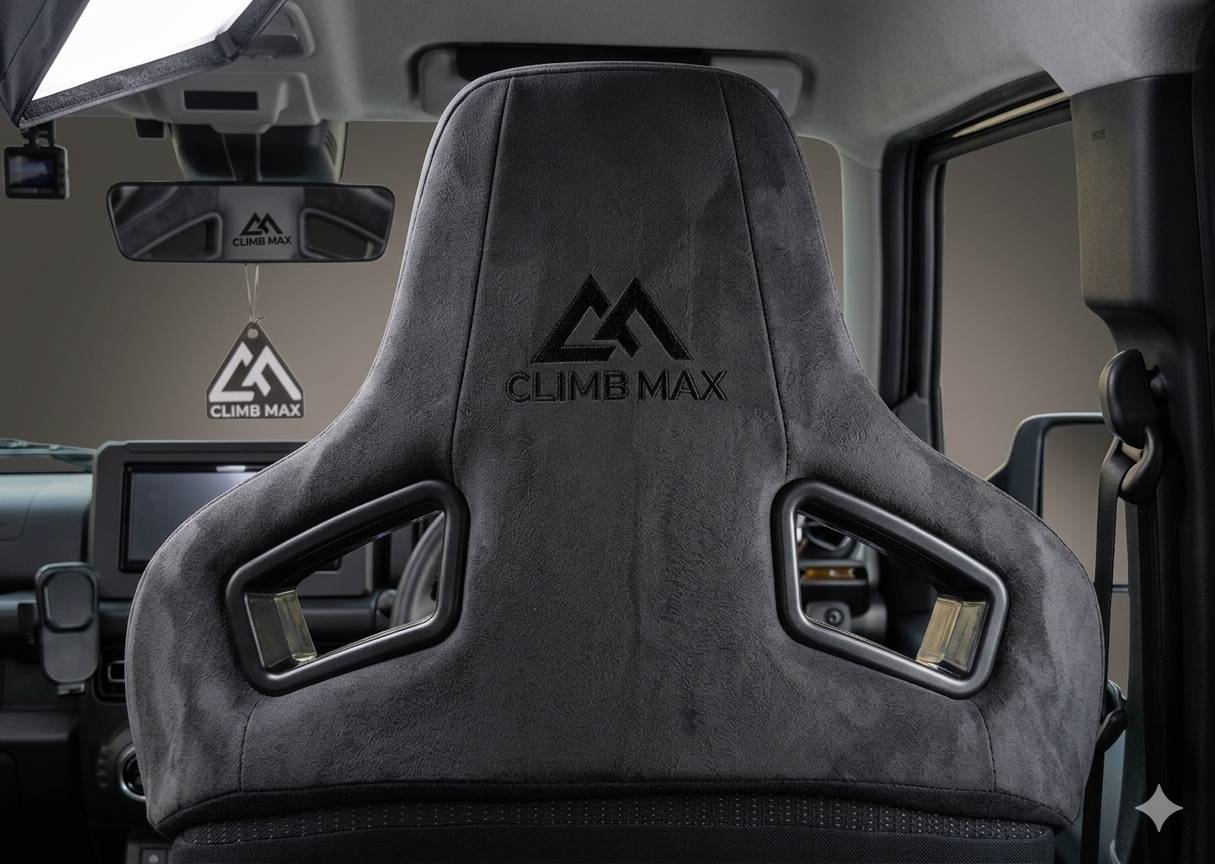ジムニー車内に装着したCLIMB MAXオリジナルヘッドレスト